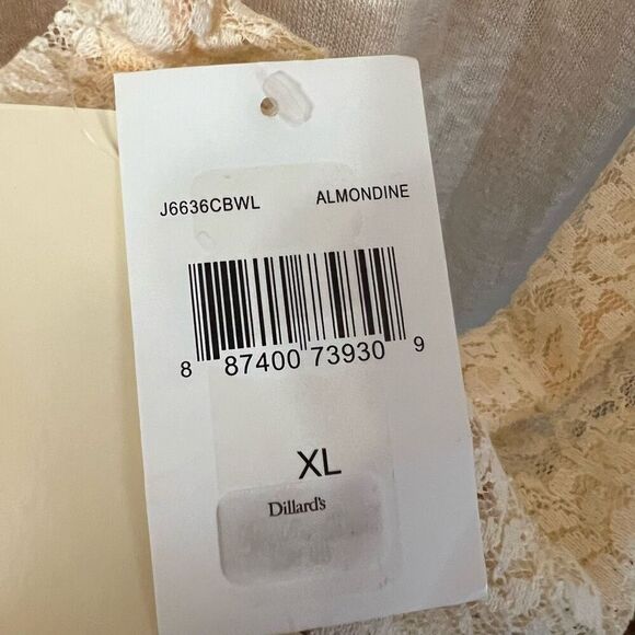 NWT Love on a Hanger Top Womens Size XL Cream Lace Floral Long Sleeve Tulip Back - Picture 12 of 15